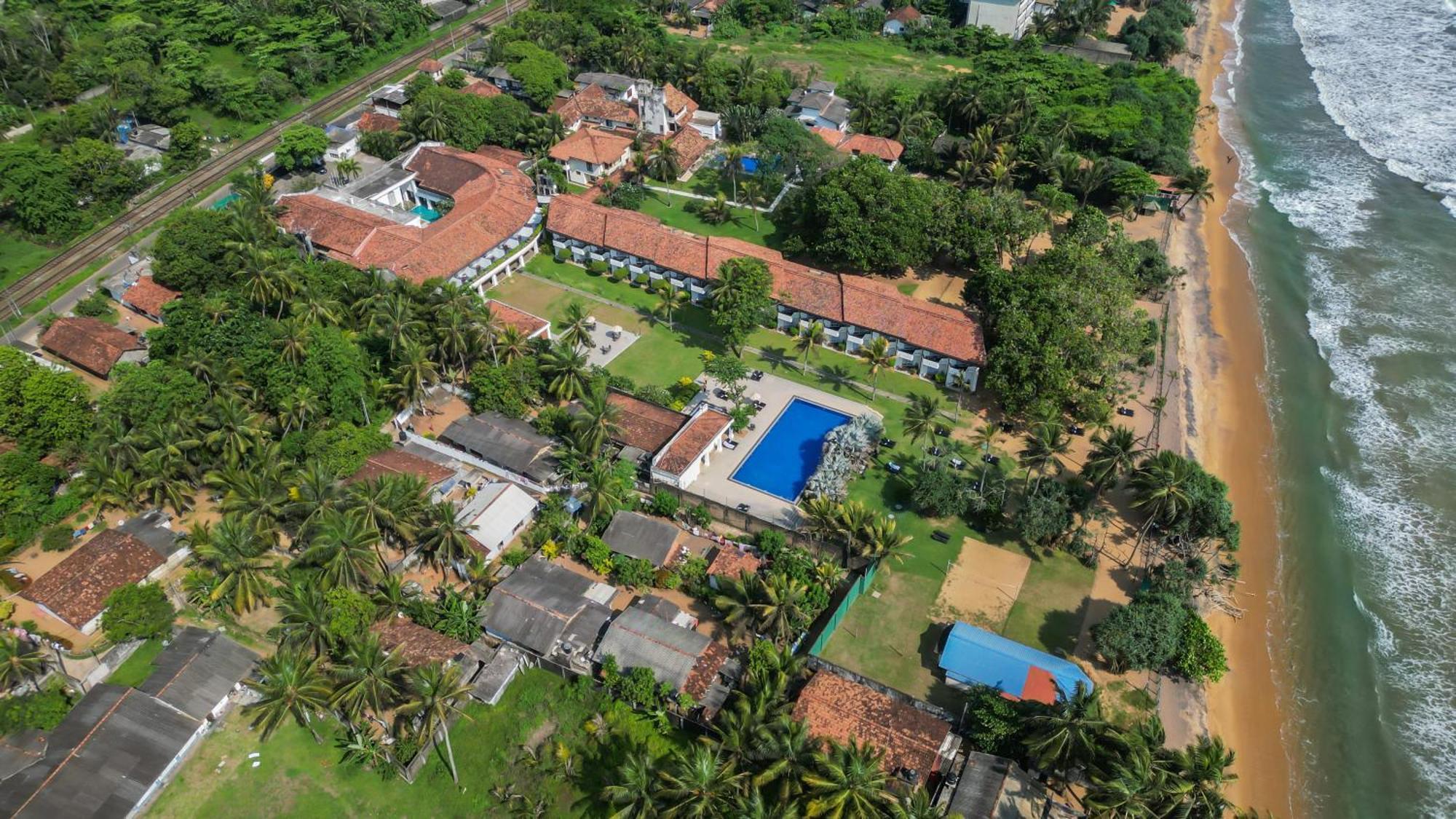 Hibiscus Beach Hotel & Villas Kalutara Dış mekan fotoğraf