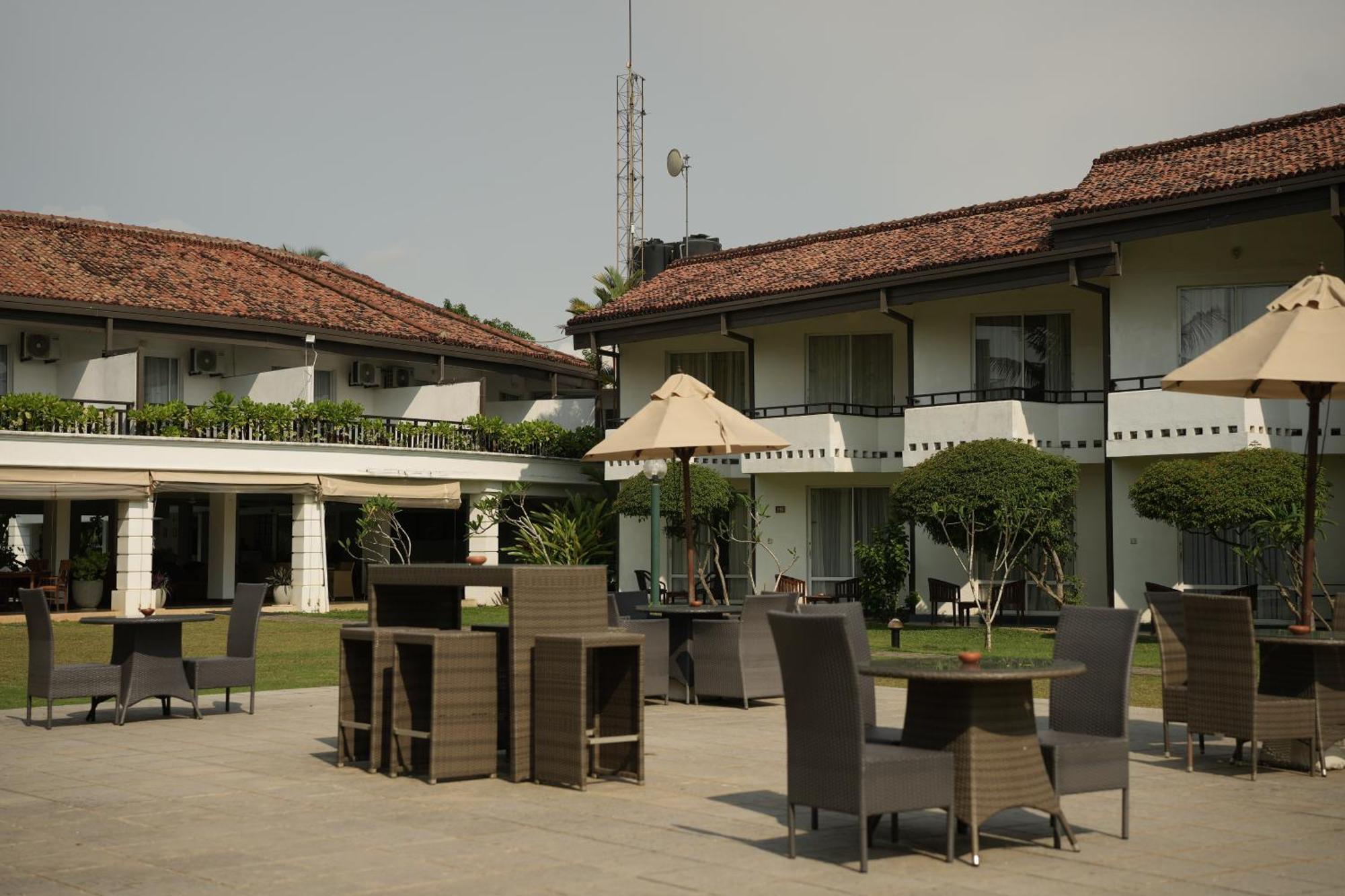 Hibiscus Beach Hotel & Villas Kalutara Dış mekan fotoğraf