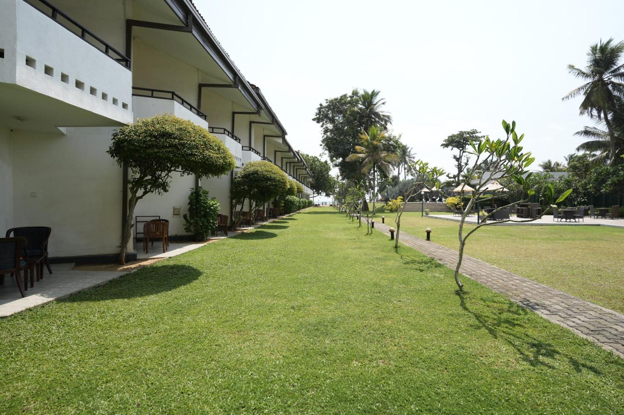 Hibiscus Beach Hotel & Villas Kalutara Dış mekan fotoğraf